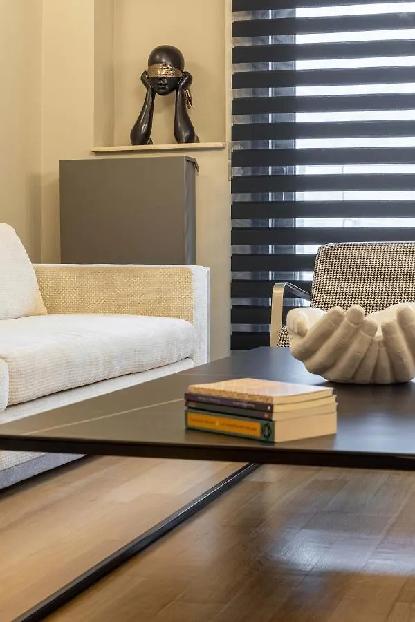 Apartment Iconic Salonica Suite Seafront
